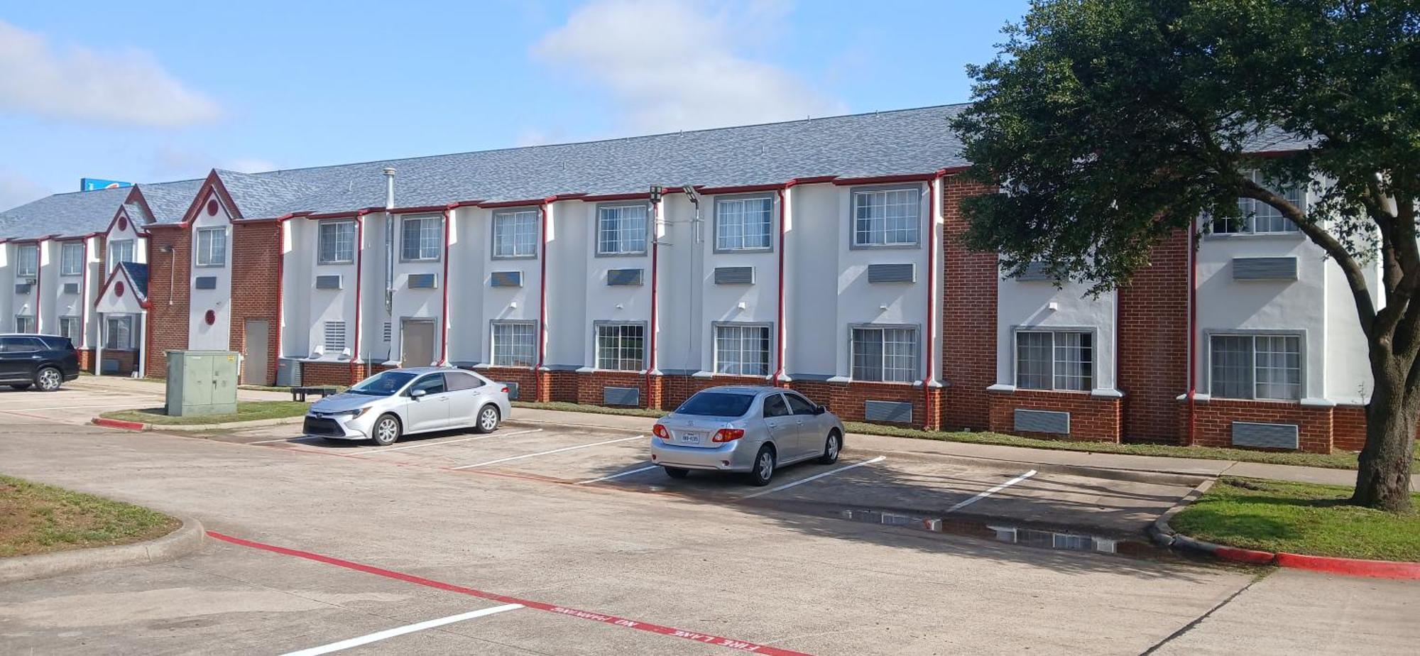 Red Roof Inn & Suites Euless - Dfw Airport Southwest Exterior foto